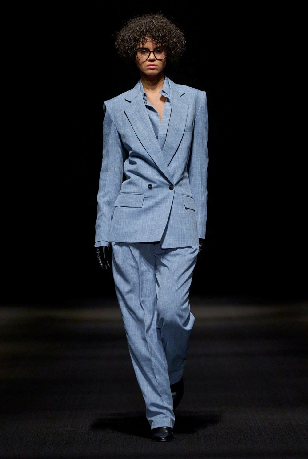 «أسبوع دبي للموضة».. أبرز اتجاهات الموسم المقبل