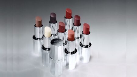 بلسم شفاه بلمسة كوتور.. حين تتحوّل العناية إلى توقيع من Celine