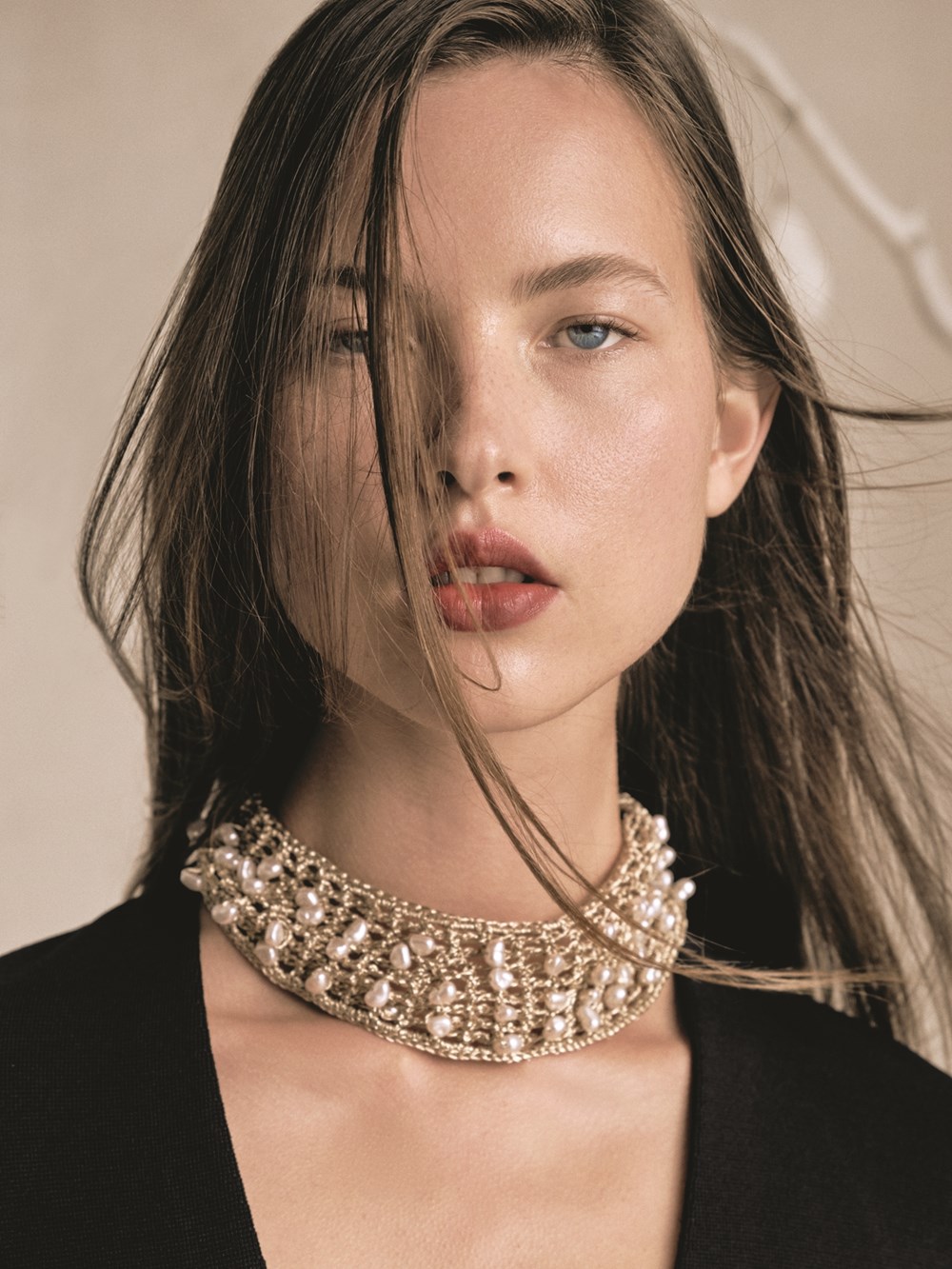 ياسمين لاريان حكمت: نغوص أكثر في التصميم النحتي