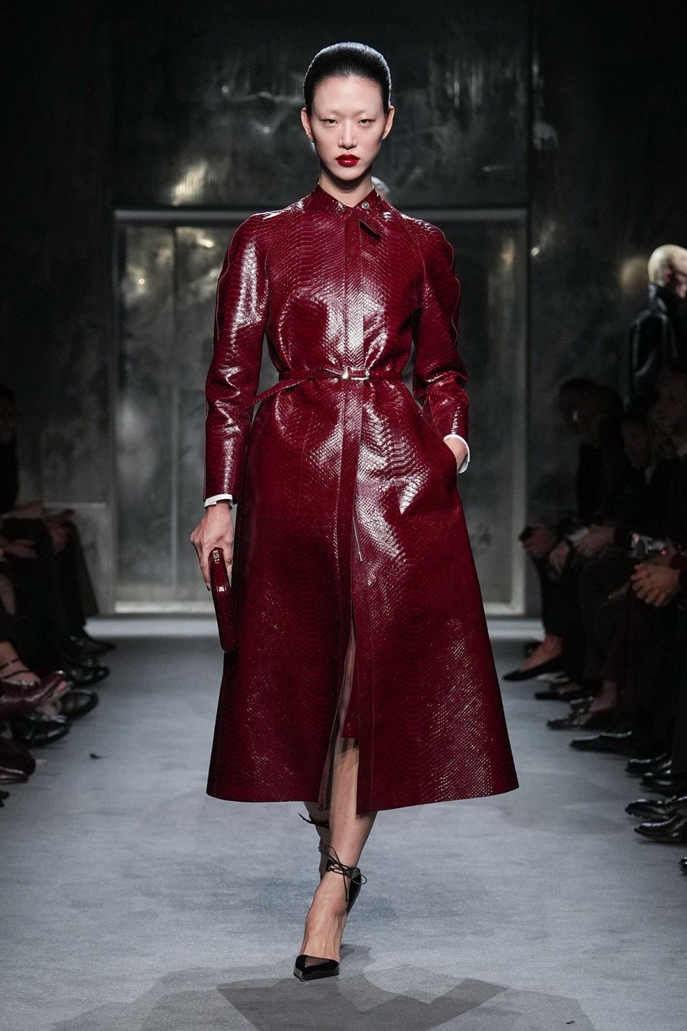 تنسيقات باللون الأحمر.. لتتألقي بها في «يوم الحب»