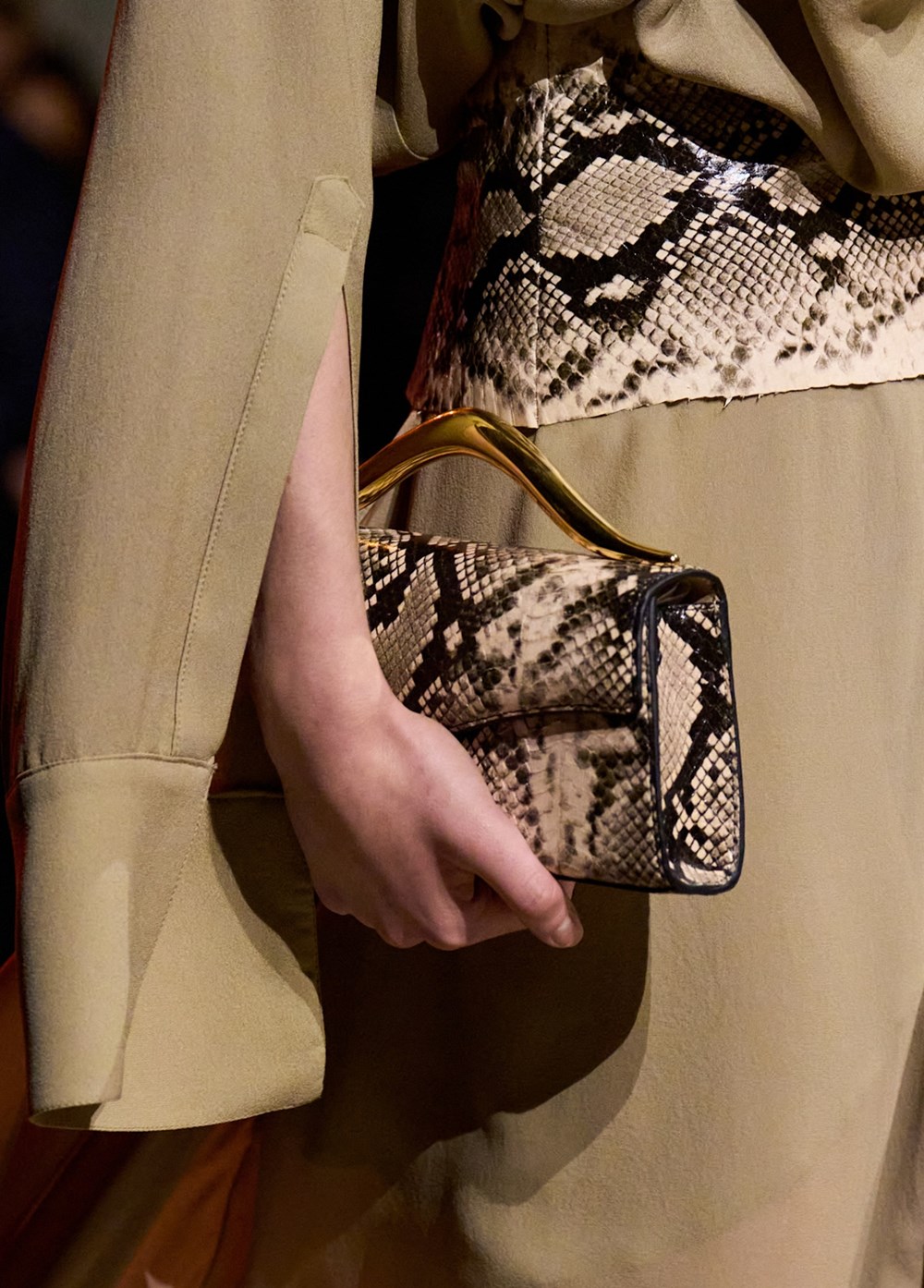 7 حقائب تزيد أناقتكِ.. في إطلالات رمضان 2026