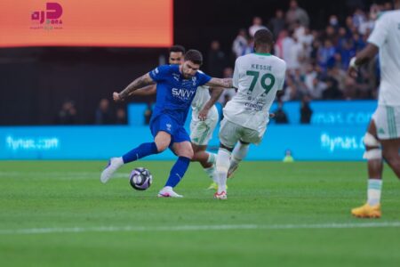 التعادل السلبي يحسم كلاسيكو الهلال والأهلي في دوري روشن