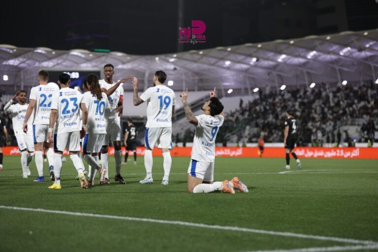الهلال يتفوق على الشباب في ديربي هجومي ويعزز حظوظه في سباق الدوري