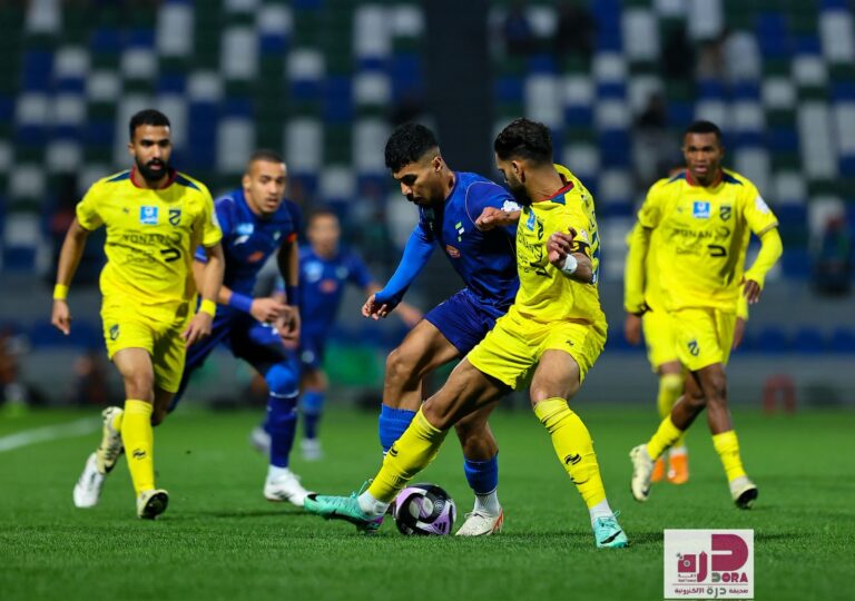 الفتح يفرض التعادل على الحزم في اللحظات الأخيرة بالدوري