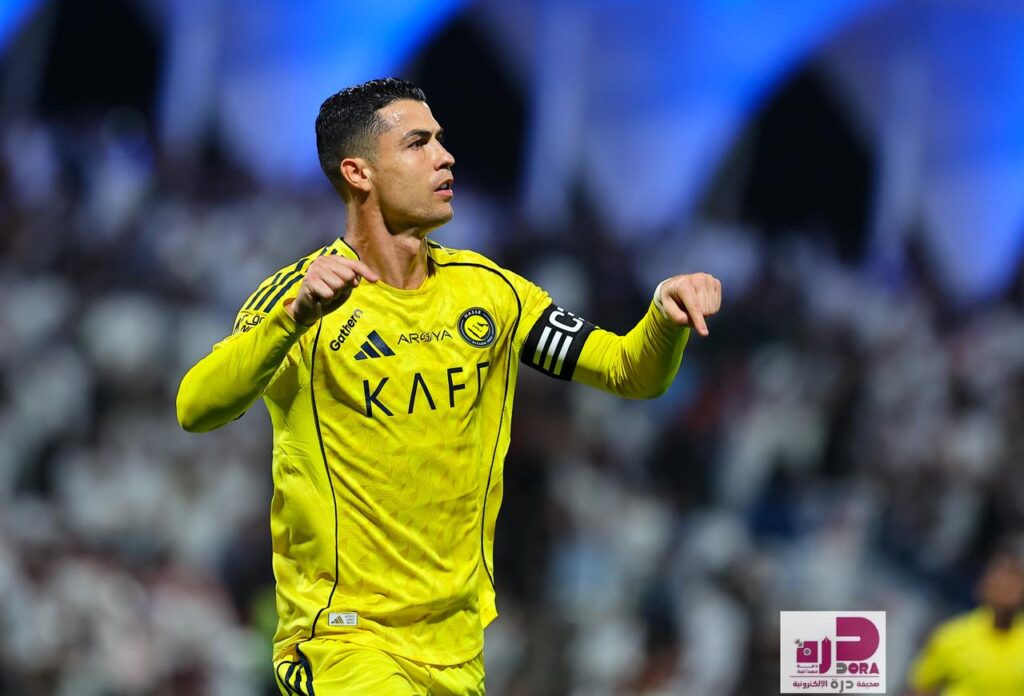 النصر يفوز على الفتح بثنائية ويشعل الصراع على صدارة الدوري