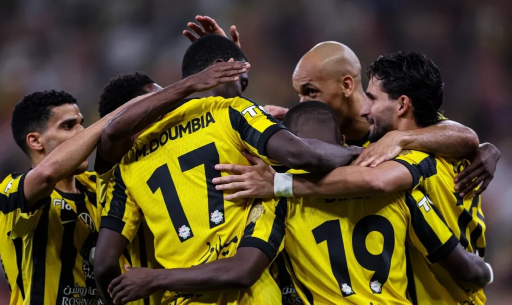 دومبيا يهدي الاتحاد انتصارًا صعبًا على النجمة في دوري روشن