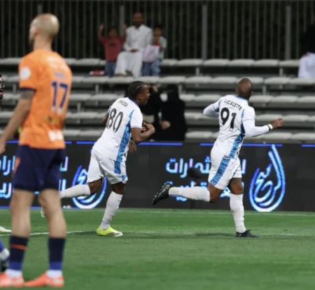 نيوم يتعادل مع الفيحاء ويكتفي بنقطة في دوري روشن