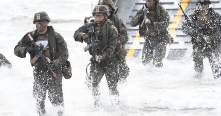 الحوثيون ينضمون للحرب ووصول مشاة بحرية أميركية إلى المنطقة