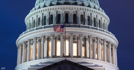 الديمقراطيون يهددون بعرقلة مجلس الشيوخ بسبب حرب إيران