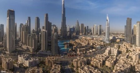 دبي.. إصابتان جراء سقوط شظايا مُسيرات على ساحتي منزلين