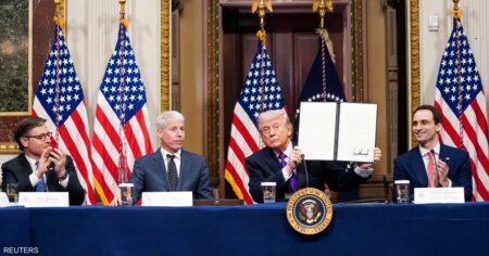 ترامب يتعهد اتخاذ إجراءات إضافية للحد من ارتفاع أسعار النفط