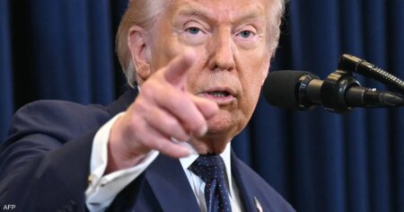 ترامب: دمرنا 10 زوارق إيرانية لزرع الألغام