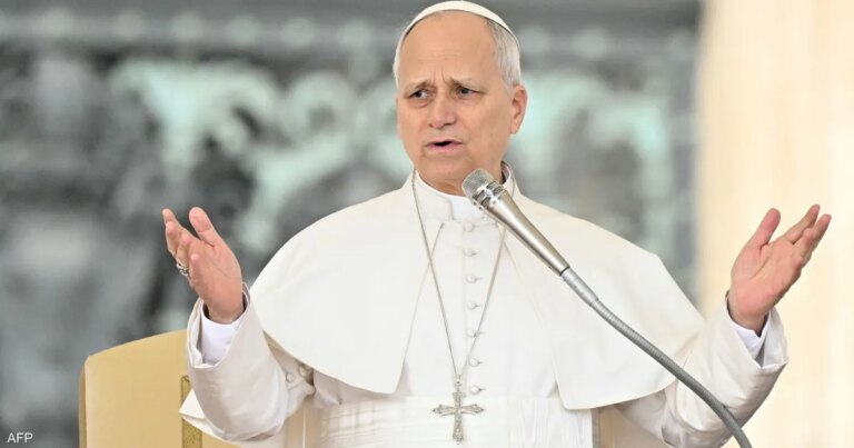 بابا الفاتيكان يطالب بوقف إطلاق النار في الشرق الأوسط