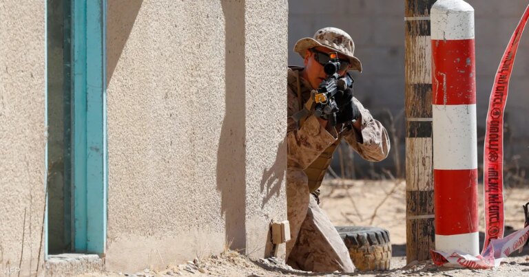 خيارات مطروحة.. ترامب يدرس التدخل البري في إيران