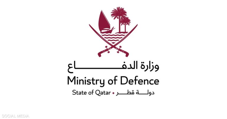 سقوط مروحية قطرية في المياه الإقليمية..والبحث جارٍ عن طاقمها