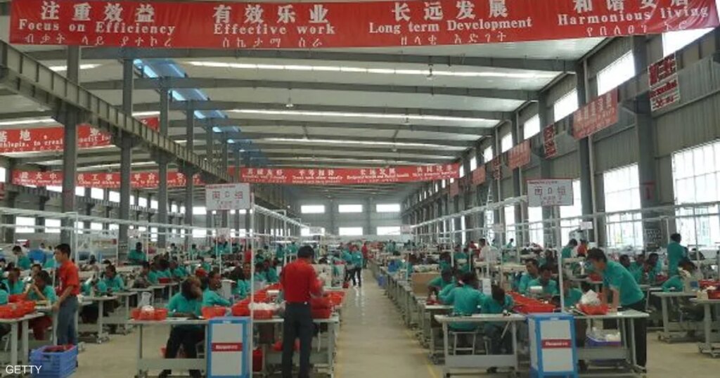 الناتج الصناعي للصين ينمو بأكثر من التوقعات