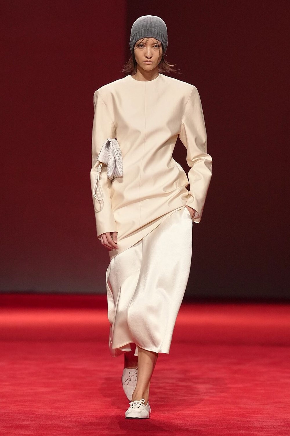 ميلانو لخريف وشتاء 2026-2027.. موسم استثنائي بتوقيع عمالقة الموضة