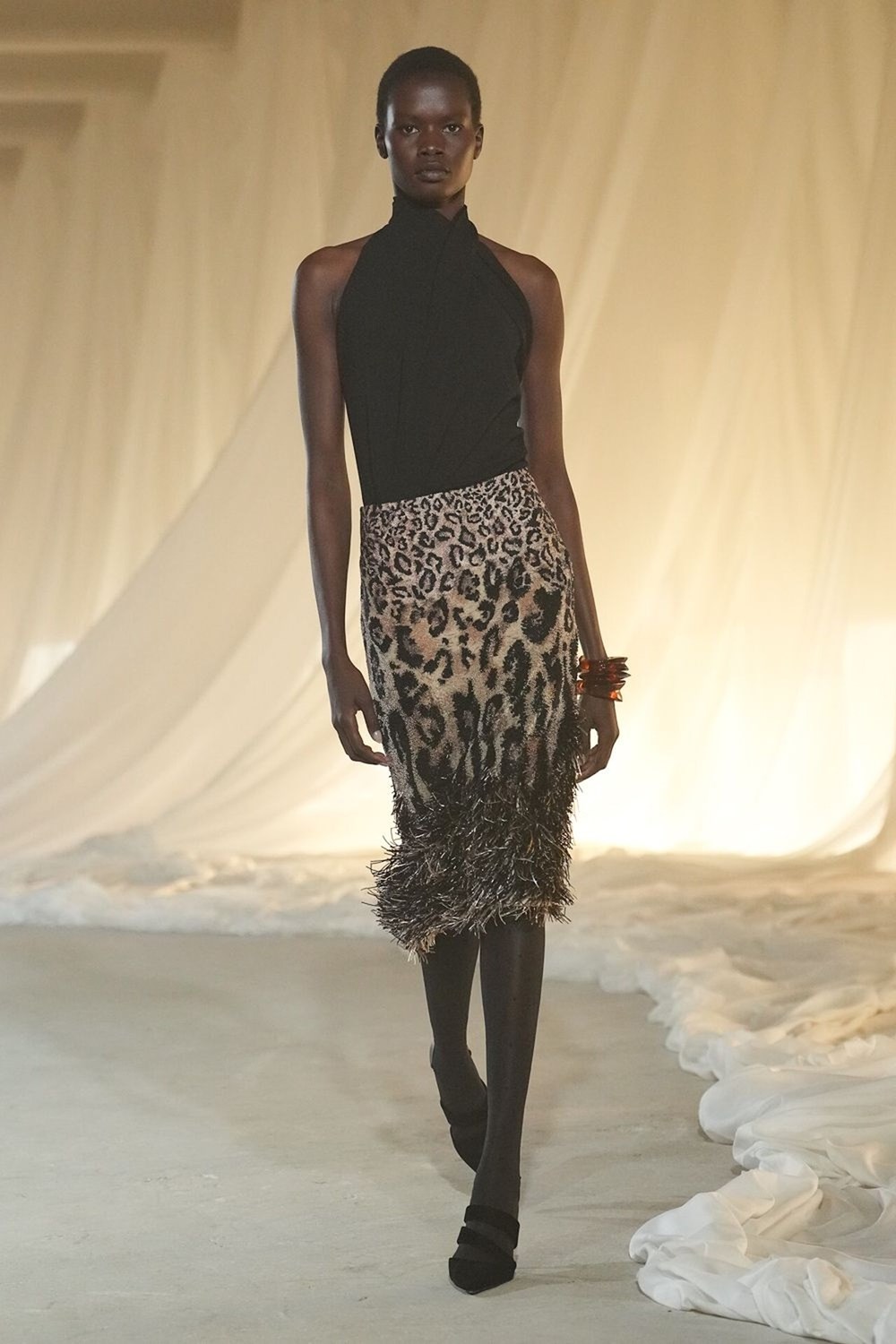 أنتونان ترون يقود «بالمان» نحو مرحلة جديدة من أسبوع باريس للموضة