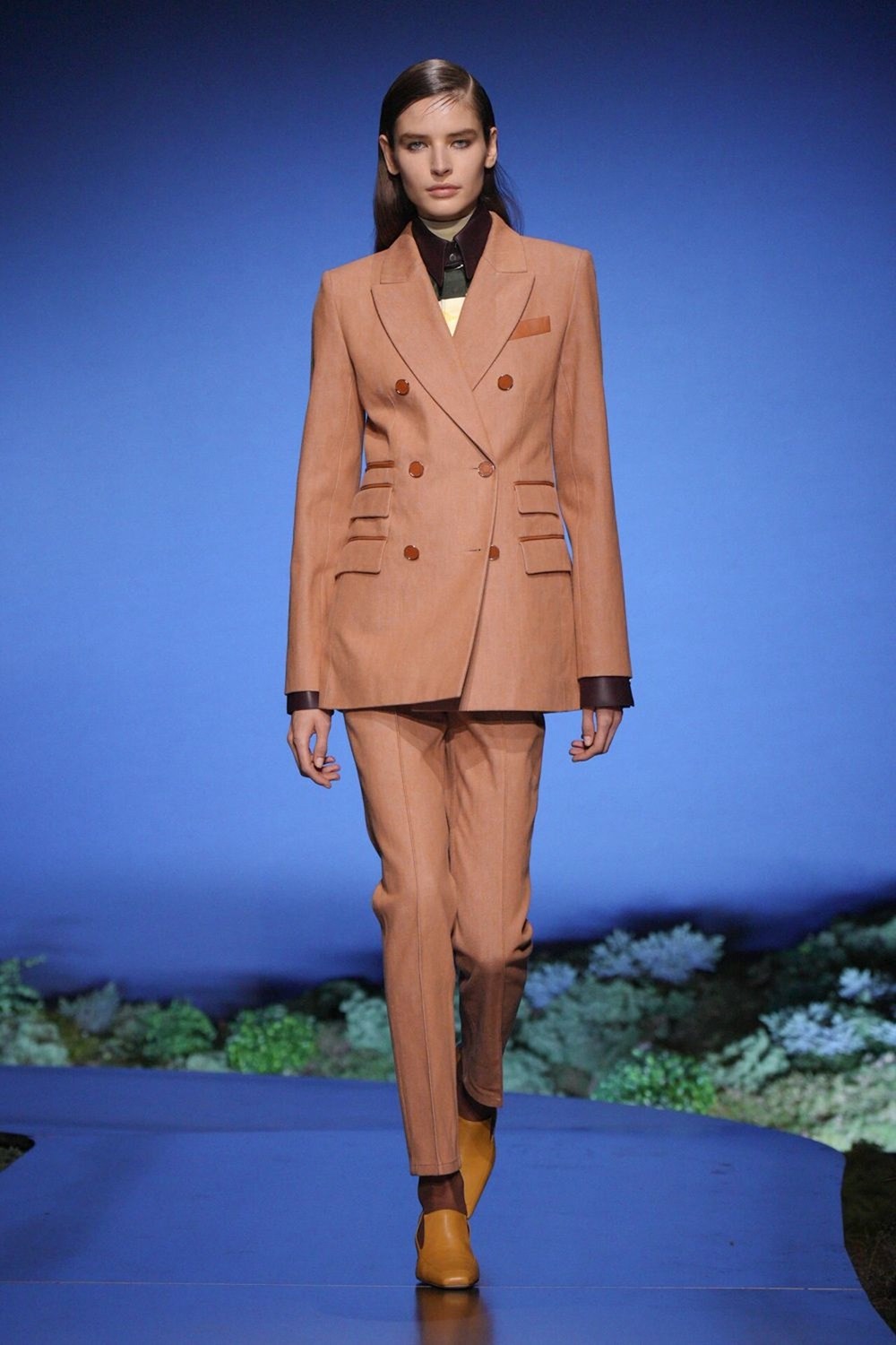 «هيرميس» تستكشف لحظة الغسق في مجموعة خريف وشتاء 2026-2027