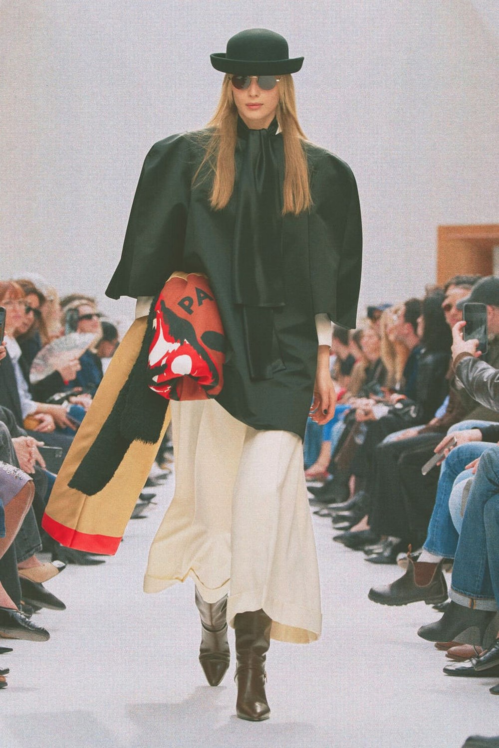 مجموعة سيلين 2026.. مايكل رايدر يعيد تعريف الكلاسيكيات بلمسة جريئة