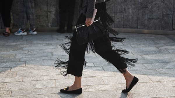 الشراشيب موضة صيف 2026.. أجمل الإطلالات لتستوحي منها مظهركِ الشراشيب موضة صيف 2026.. أجمل الإطلالات لتستوحي منها مظهركِ