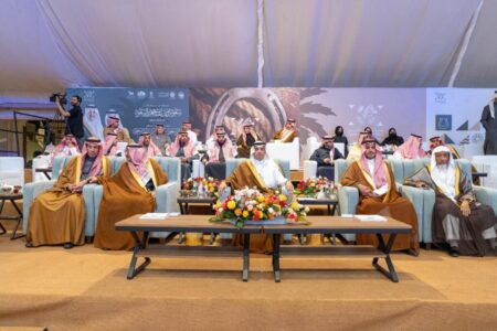 سمو محافظ الأحساء يتوّج الفائزين بمهرجان الشرقية الدولي لجمال الخيل العربية الأصيلة