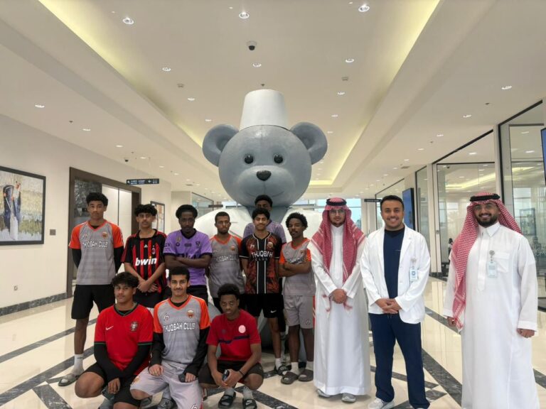 نادي الثقبة يطلق مبادرة ” ابتسامة الأبطال “