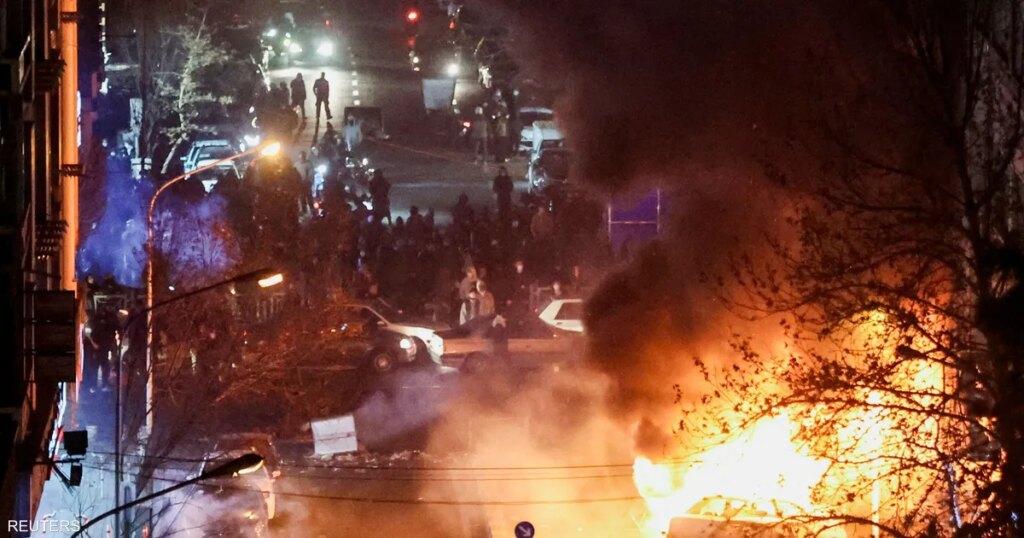 إعلام إيراني: إعدام متهم بمهاجمة موقع عسكري خلال الاحتجاجات