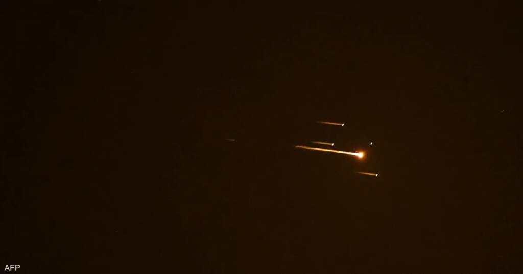 إسرائيل تتصدى لموجة صاروخية جديدة أطلقت من إيران