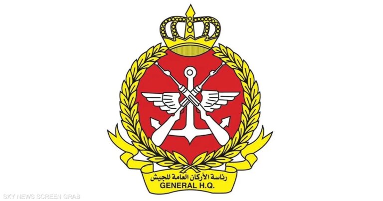 الكويت: الدفاعات الجوية تتعامل حاليا مع هجمات معادية بمسيرات