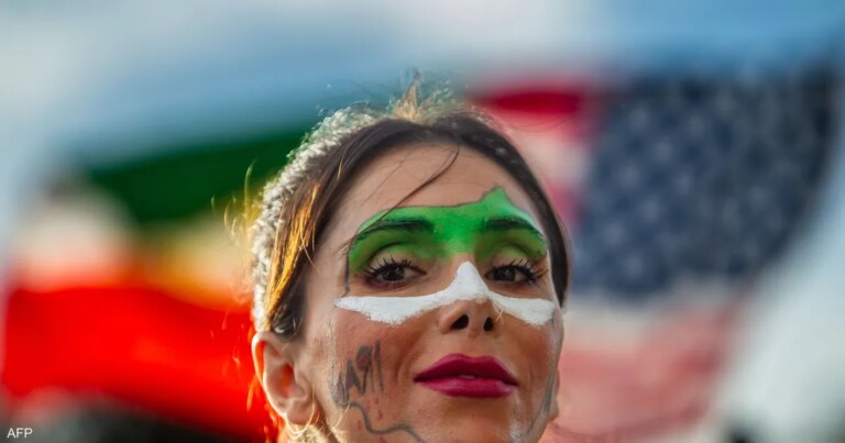 "جنة الشيطان".. كيف يعيش أبناء النخبة بإيران الحلم الأميركي؟