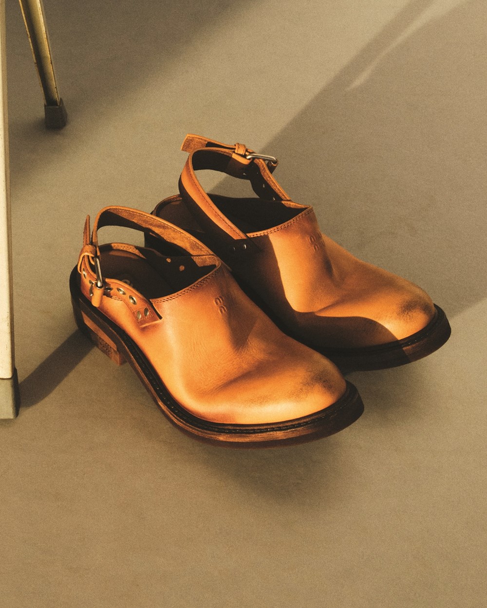 حملة ربيع وصيف 2026.. من Miu Miu أنوثة حالمة فوق الغيوم