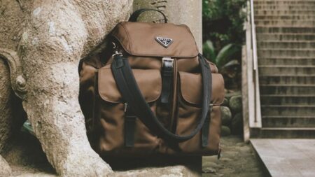 حملة Prada Re-Nylon 2026 الموضة في حماية البيئة البحرية والمحيطات حملة Prada Re-Nylon 2026 الموضة في حماية البيئة البحرية والمحيطات