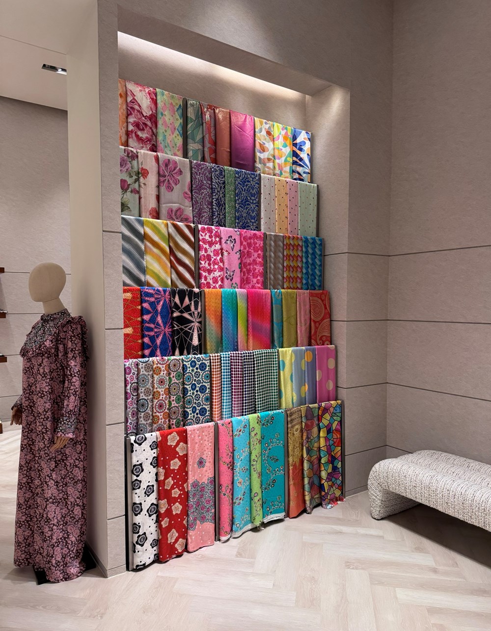 «إلفنِش» تفتتح وجهتها الرئيسية في «أفينيو- أبراج الاتحاد» بأبوظبي