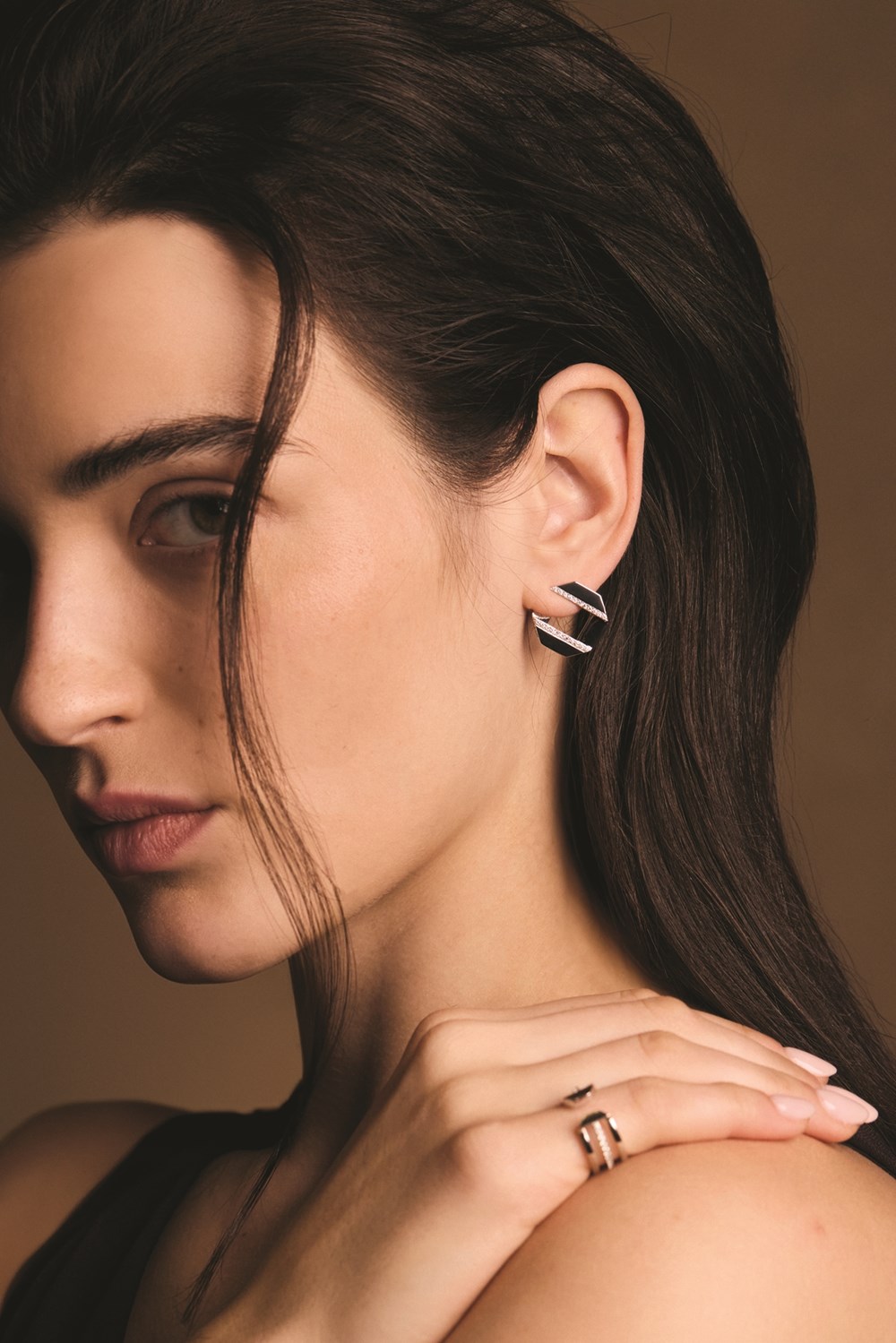 عائشة راشد: «أرقى» مجوهرات خالدة و«فن ثقافي يُرتدى»