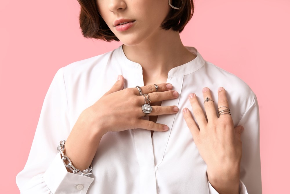 طاقة الفضة.. سرّ الهدوء والحماية الخفية