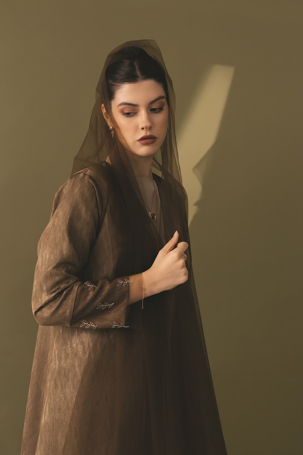 زهرة علي: التطريز والأعمال اليدوية جزء من هويتنا