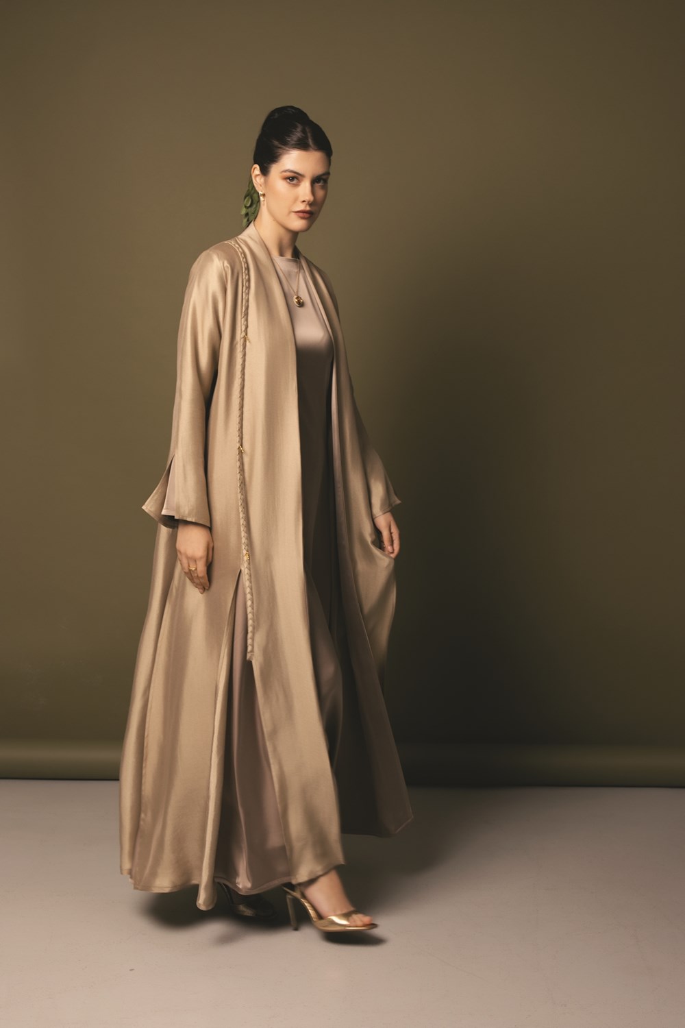 زهرة علي: التطريز والأعمال اليدوية جزء من هويتنا