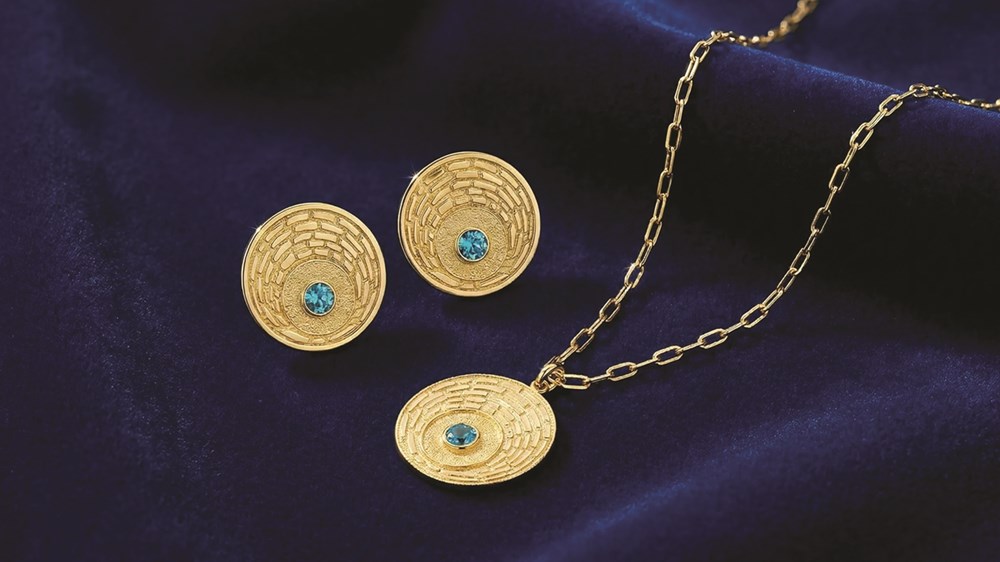 سوسن الجابري: الأشكال الهندسية تمنح المجوهرات توازناً بصرياً