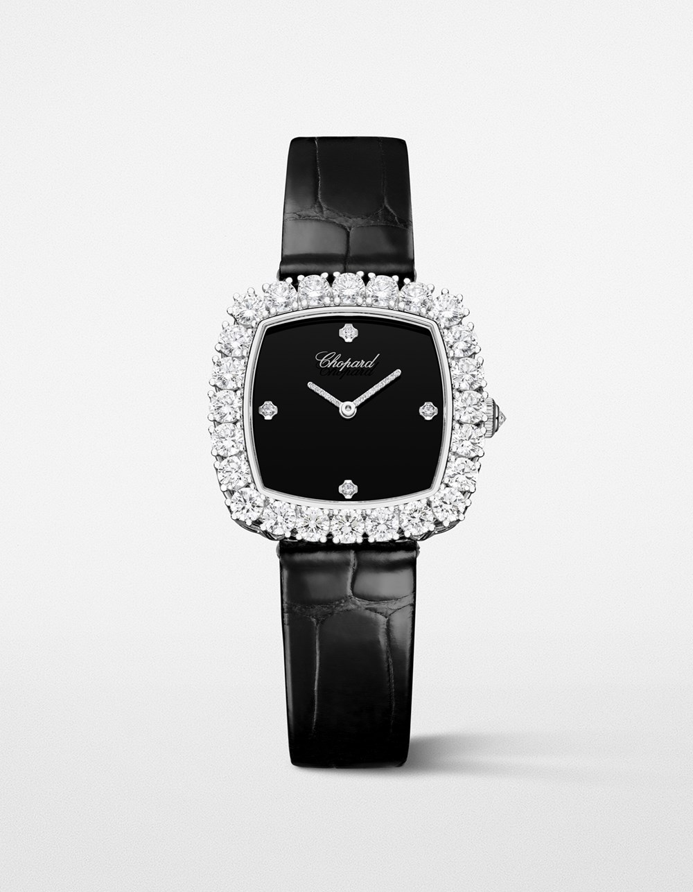 شوبارد.. صياغة الزمن ببريق الأنوثة الخالدة