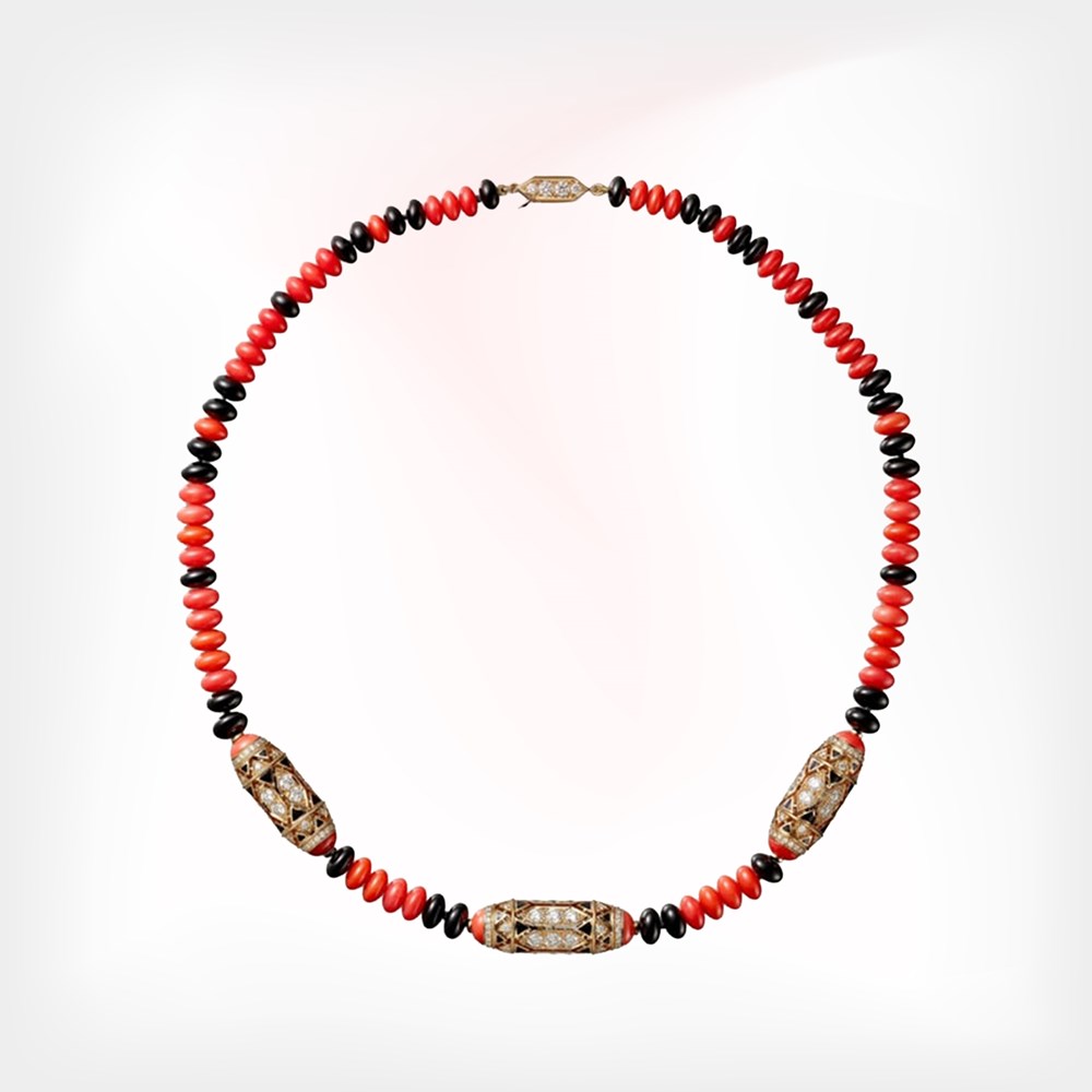 عناق الطبيعة والضوء.. تشكيلة مجوهرات ربيعية تحاكي نبض أنوثتكِ