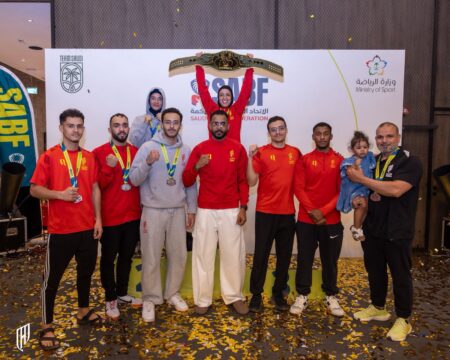 فريق الملاكمة بالقادسية يحصد 7 ميداليات في بطولة حزام المملكة للنخبة