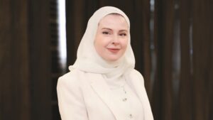 لانا آل كمال: التفرّد الحقيقي يُصنع ببصمة لا تشبه أحداً