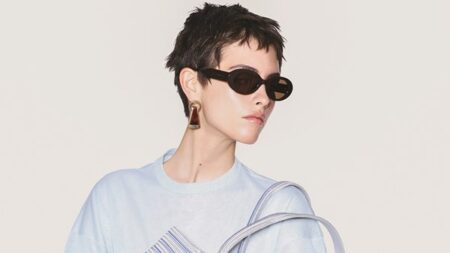 «Armani Mare» لصيف 2026.. أناقة تنساب بخفّة «Armani Mare» لصيف 2026.. أناقة تنساب بخفّة