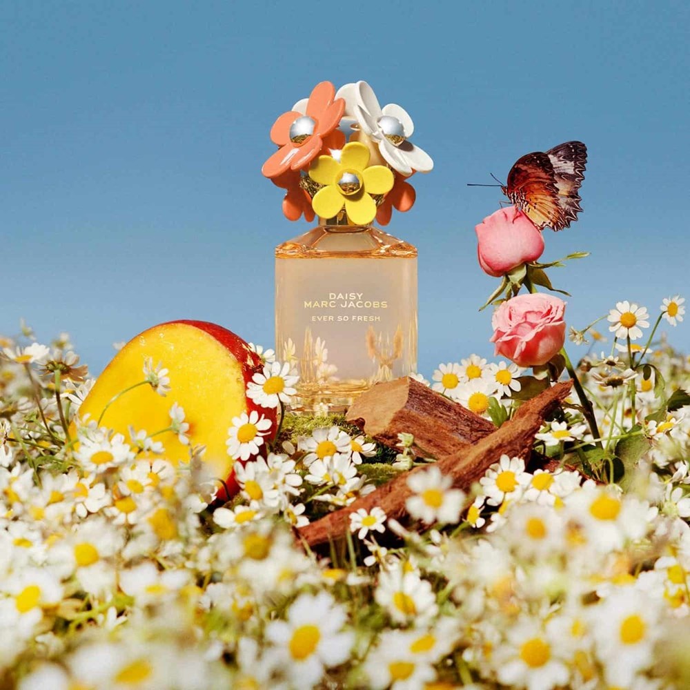 عطور ربيعية منعشة لعيد الأضحى.. اختيارات أنثوية