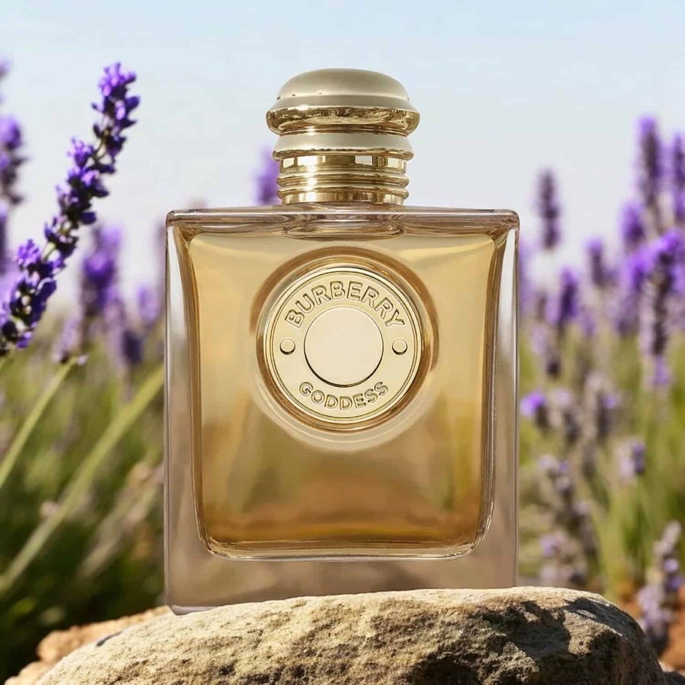 عطور ربيعية منعشة لعيد الأضحى.. اختيارات أنثوية