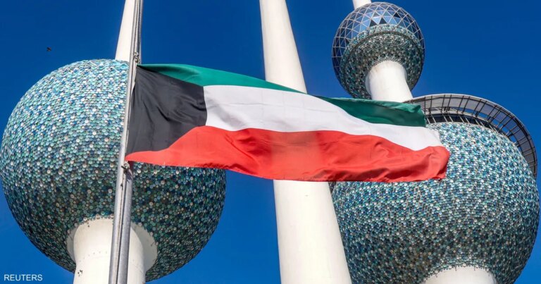 الكويت.. تعليق الرحلات الجوية وتحويلها إلى مطارات بديلة