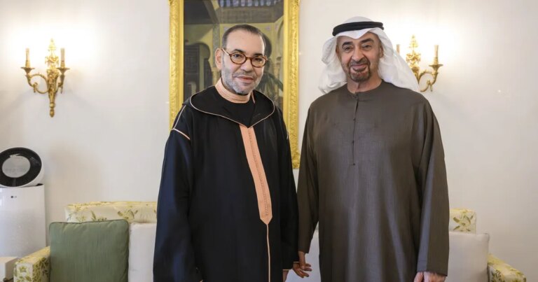 محمد بن زايد يلتقي الملك محمد السادس في إطار زيارة خاصة