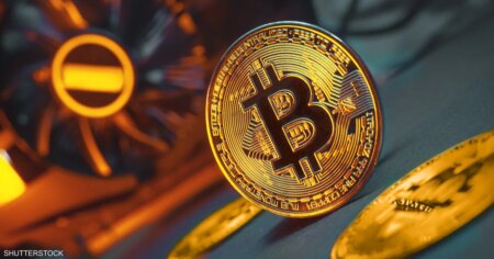 طباع: تراجع الدولار سيدفع المستثمرين نحو البتكوين