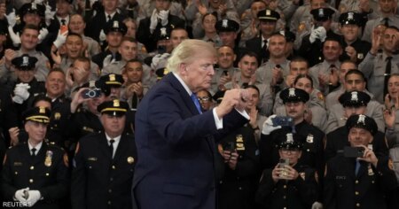 مسؤول أميركي يكشف تفاصيل مزحة ترامب حول مضيق هرمز مسؤول أميركي يكشف تفاصيل مزحة ترامب حول مضيق هرمز